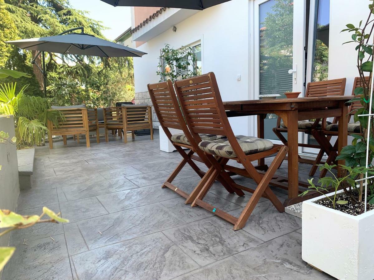 Appartement Artemus Karliva